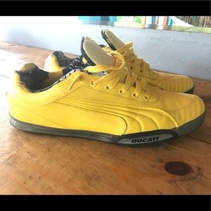 puma ducati men olive